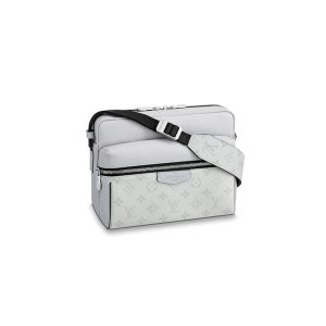 LV Outdoor Messenger