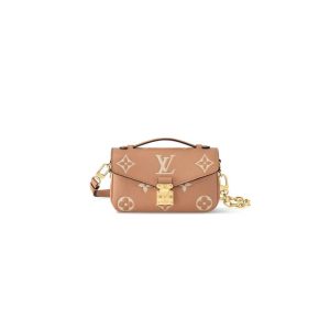 LV Pochette Metis East West