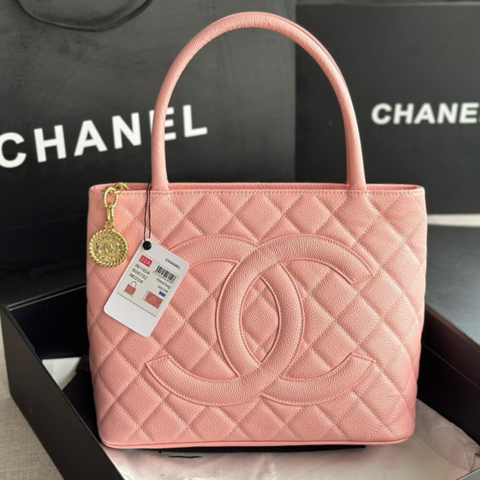 CHANEL Medallion Tote Bag - 图片 2