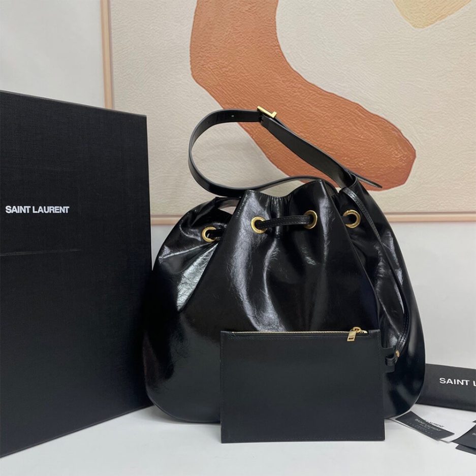 PARIS VII MEDIUM HOBO BAG IN CROCODILE-EMBOSSED PATENT LEATHER - 图片 3