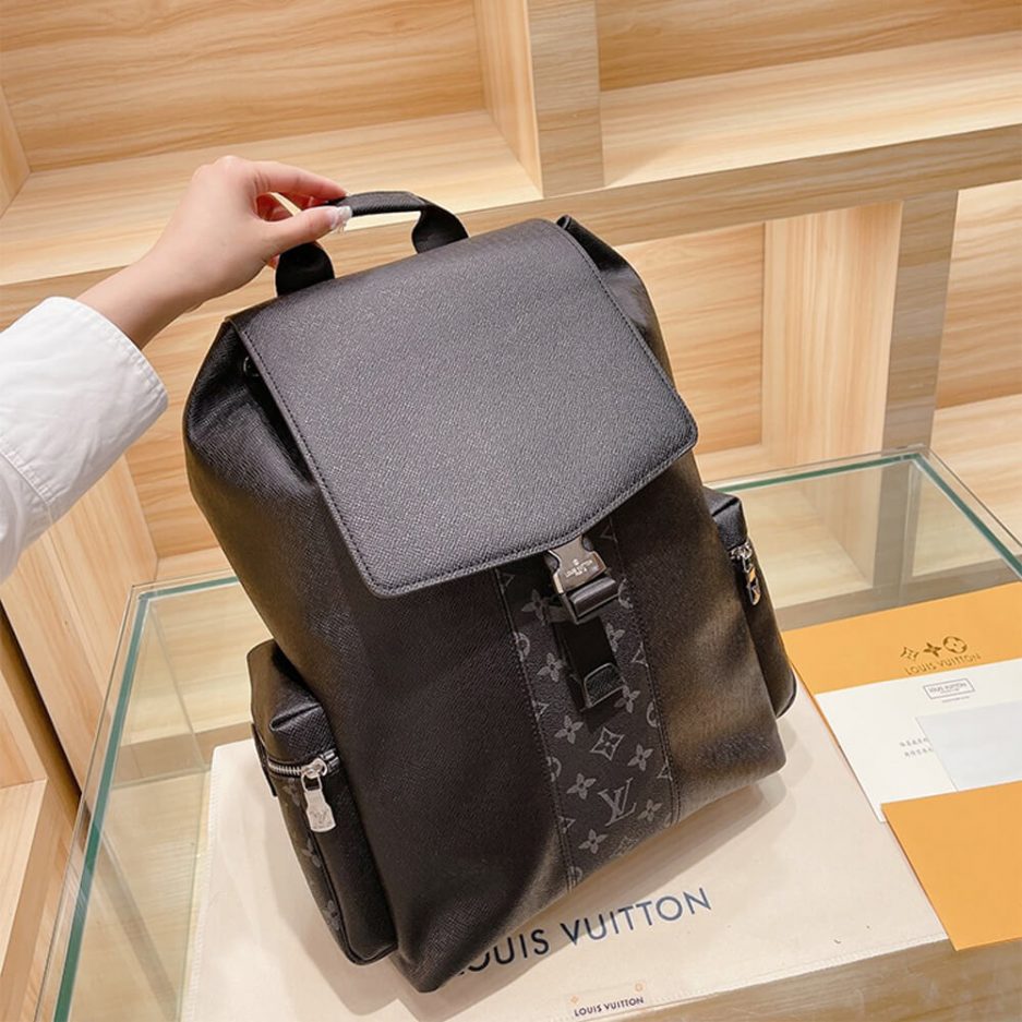 Louis Vuitton Outdoor Backpack - 图片 3
