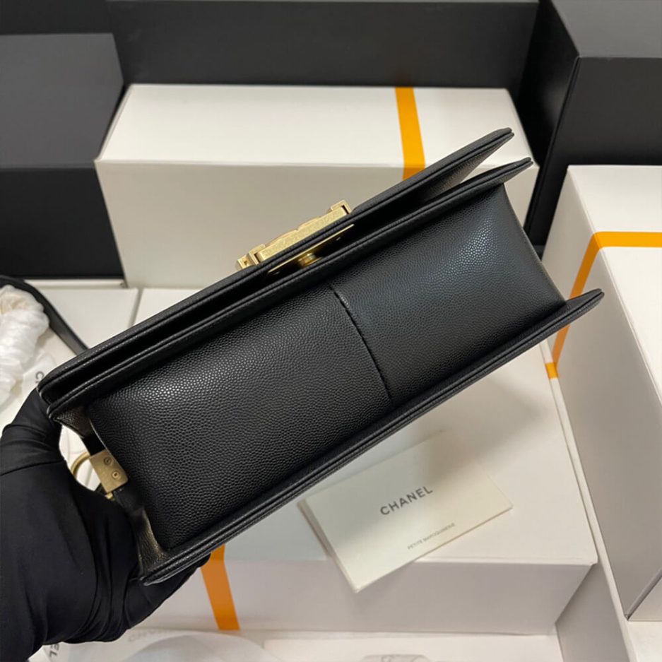 Boy Chanel Handbag - 图片 4