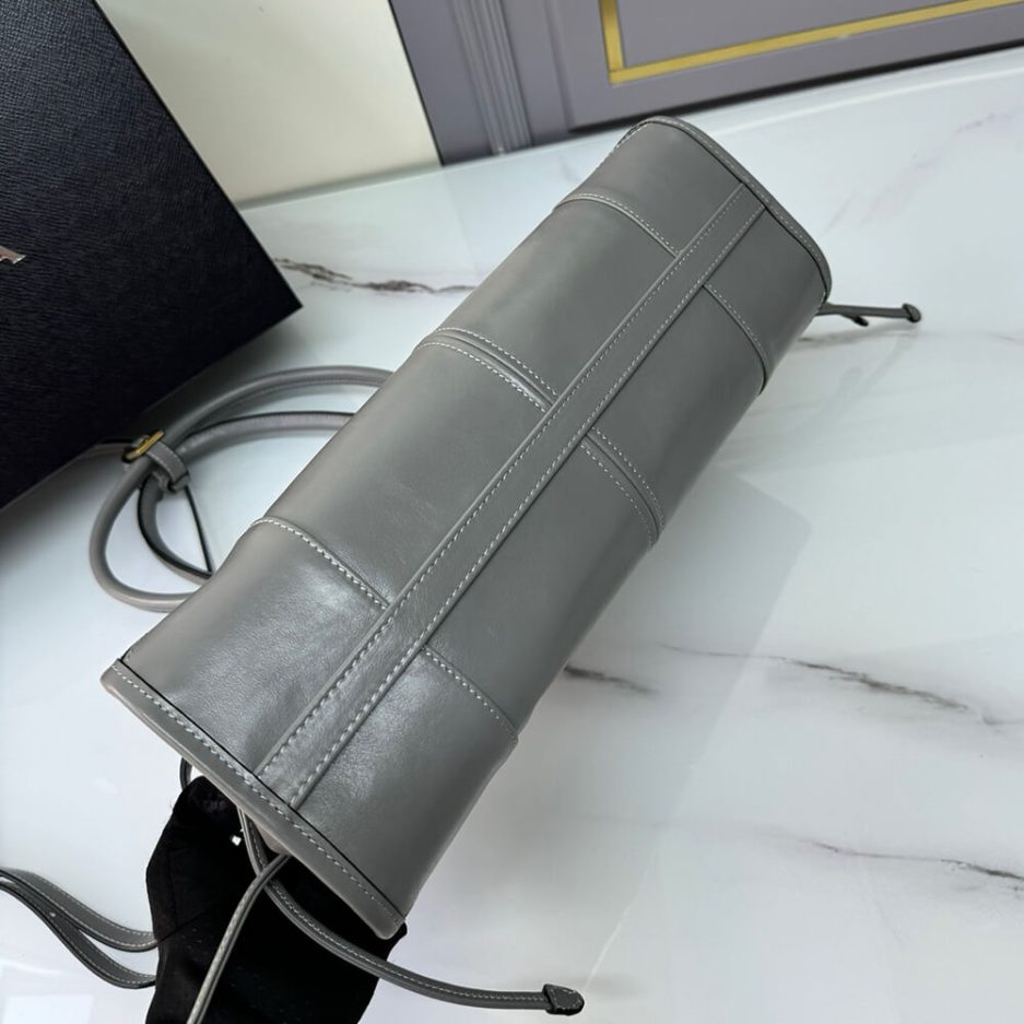 Prada Medium leather handbag(high-end grade) - 图片 5