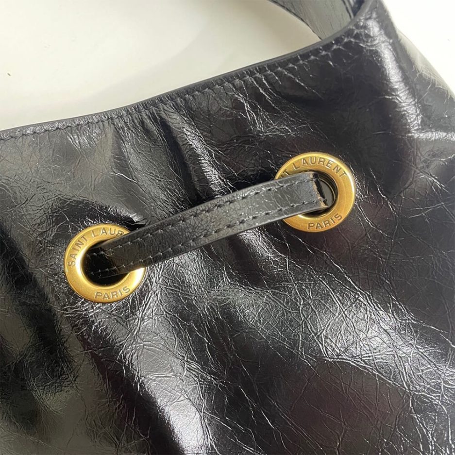 PARIS VII MEDIUM HOBO BAG IN CROCODILE-EMBOSSED PATENT LEATHER - 图片 6