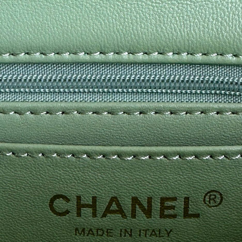 CHANEL Mini Classic Handbag With Top Handle - 图片 7