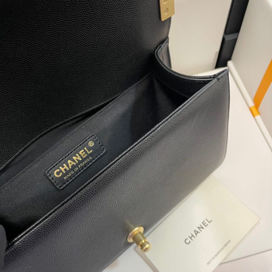 Boy Chanel Handbag - 图片 8