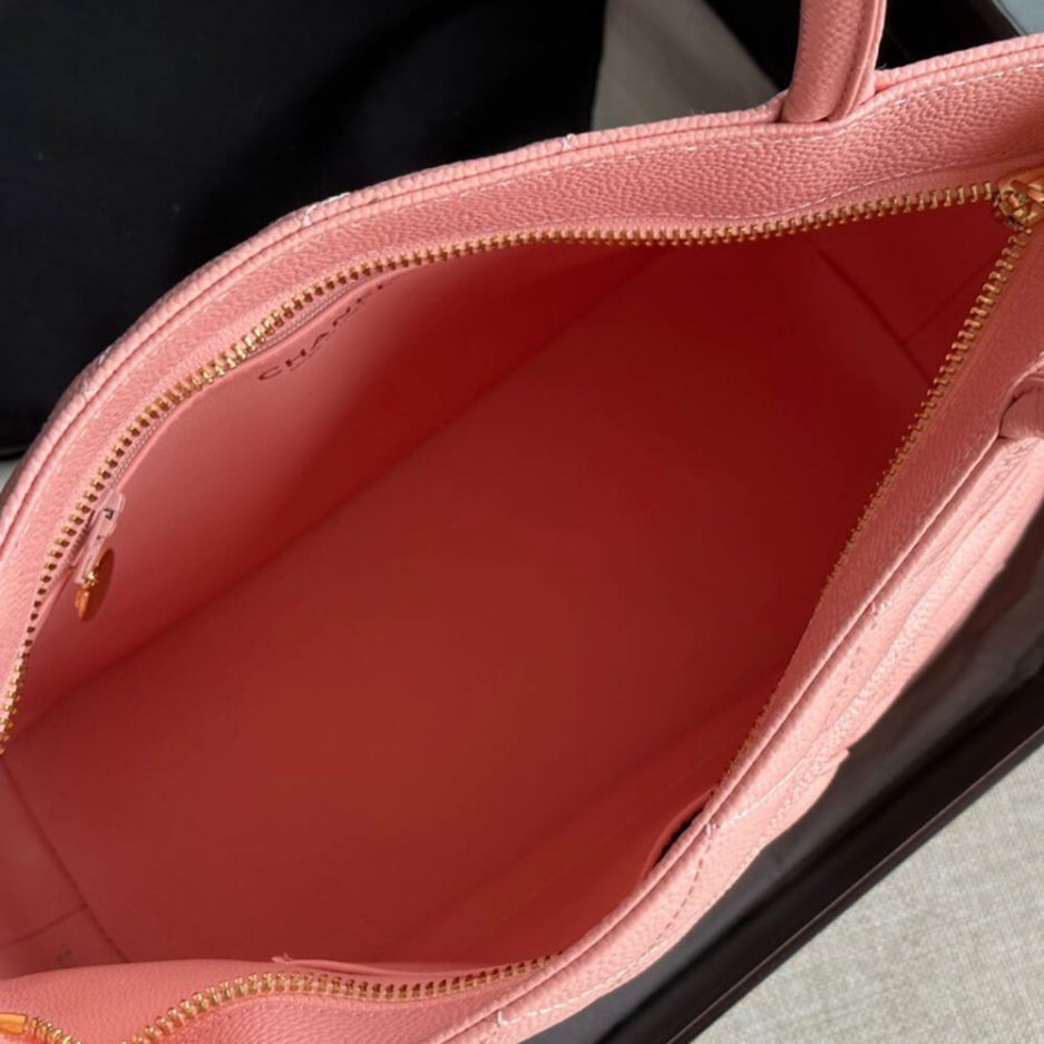 CHANEL Medallion Tote Bag - 图片 8