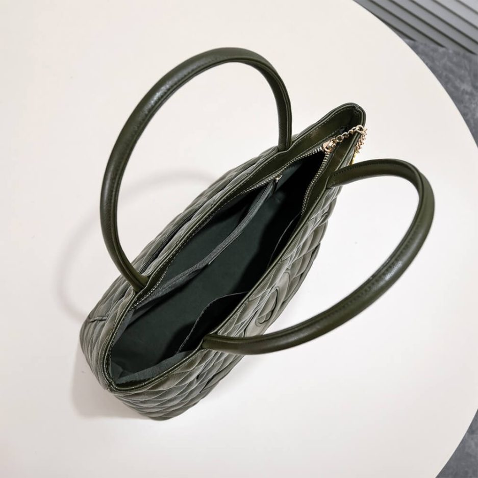 CHANEL Medallion Tote Bag - 图片 8