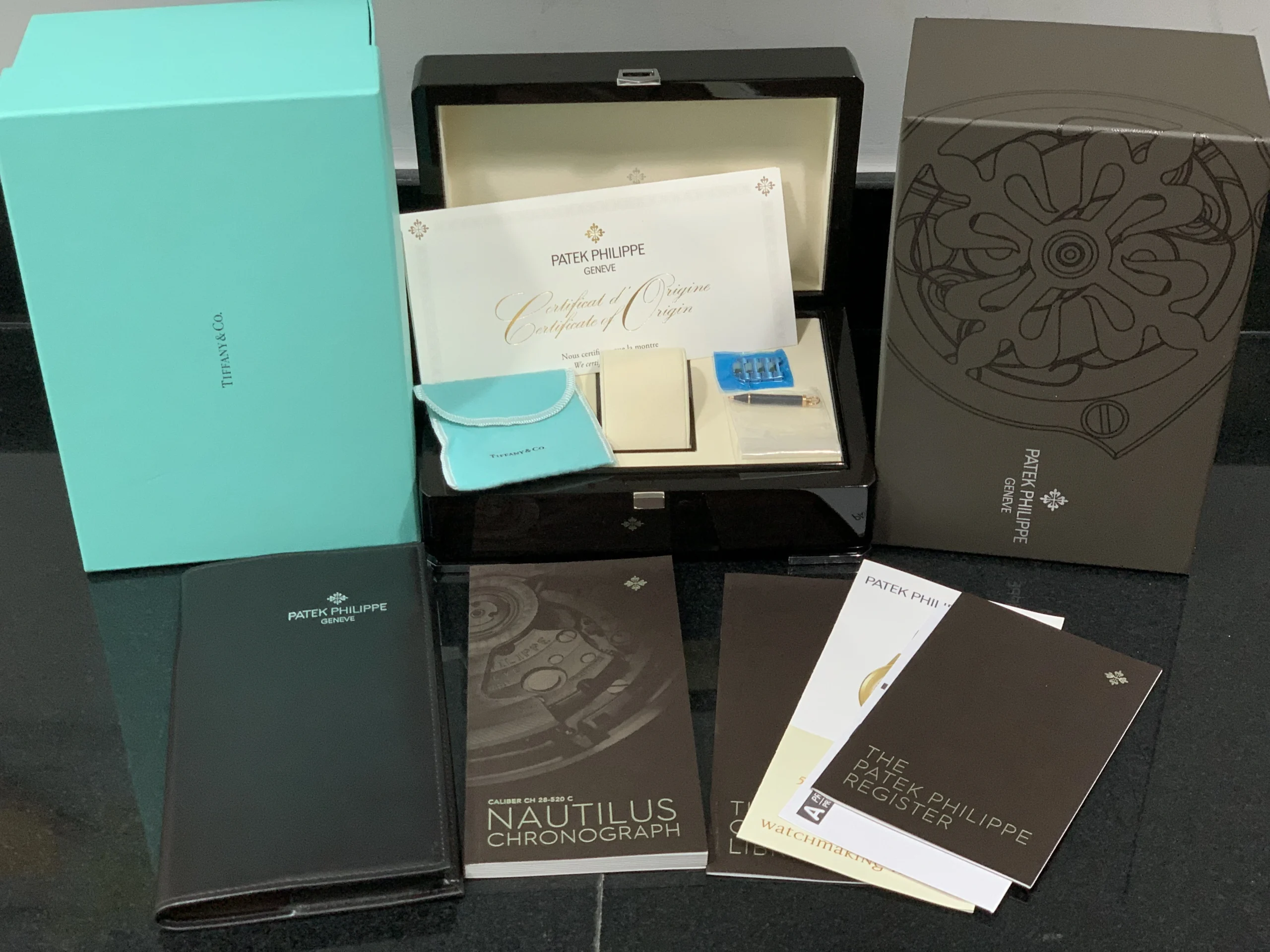 Patek Philippe (Commemorative Edition) NAUTILUS 5711/1A-018 - 图片 10